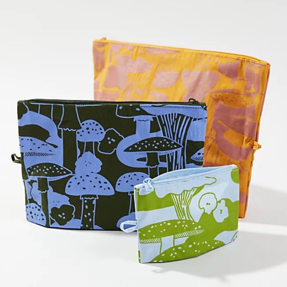 ISO: BAGGU Mushroom mix pouch set